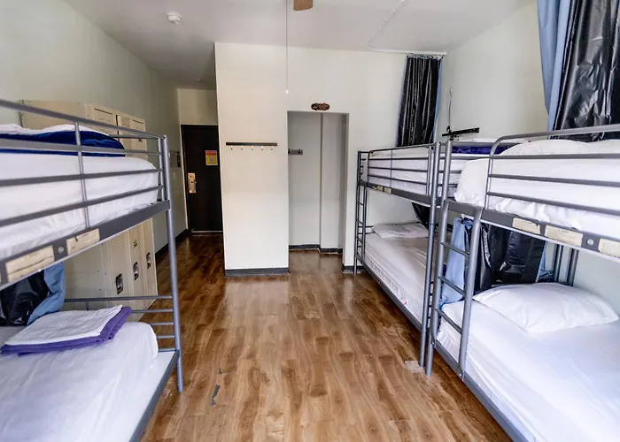 Samesun Hollywood Hotel & Hostel
